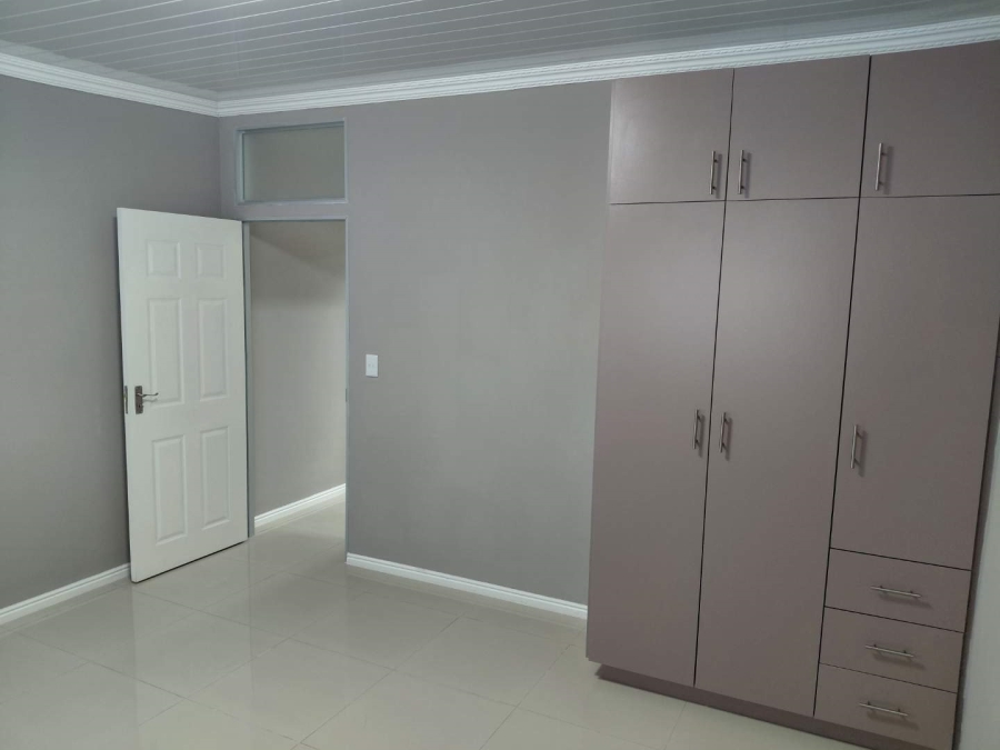 To Let 2 Bedroom Property for Rent in Walmer Estate Western Cape